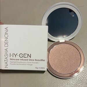 Natasha Denona I·HY·GEN Rose Gold Highlighter